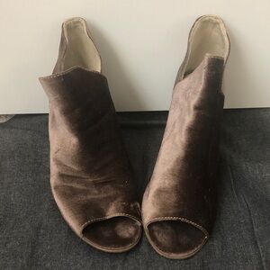 Steve Madden Brown Velvet Peep-Toe Heeled Booties